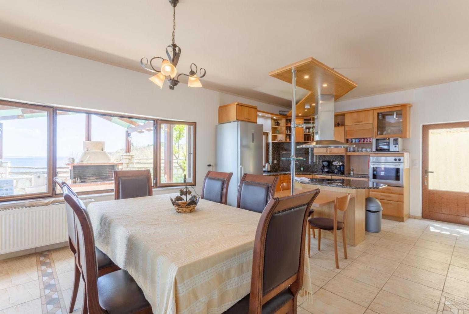 Souda Bay View Villa *