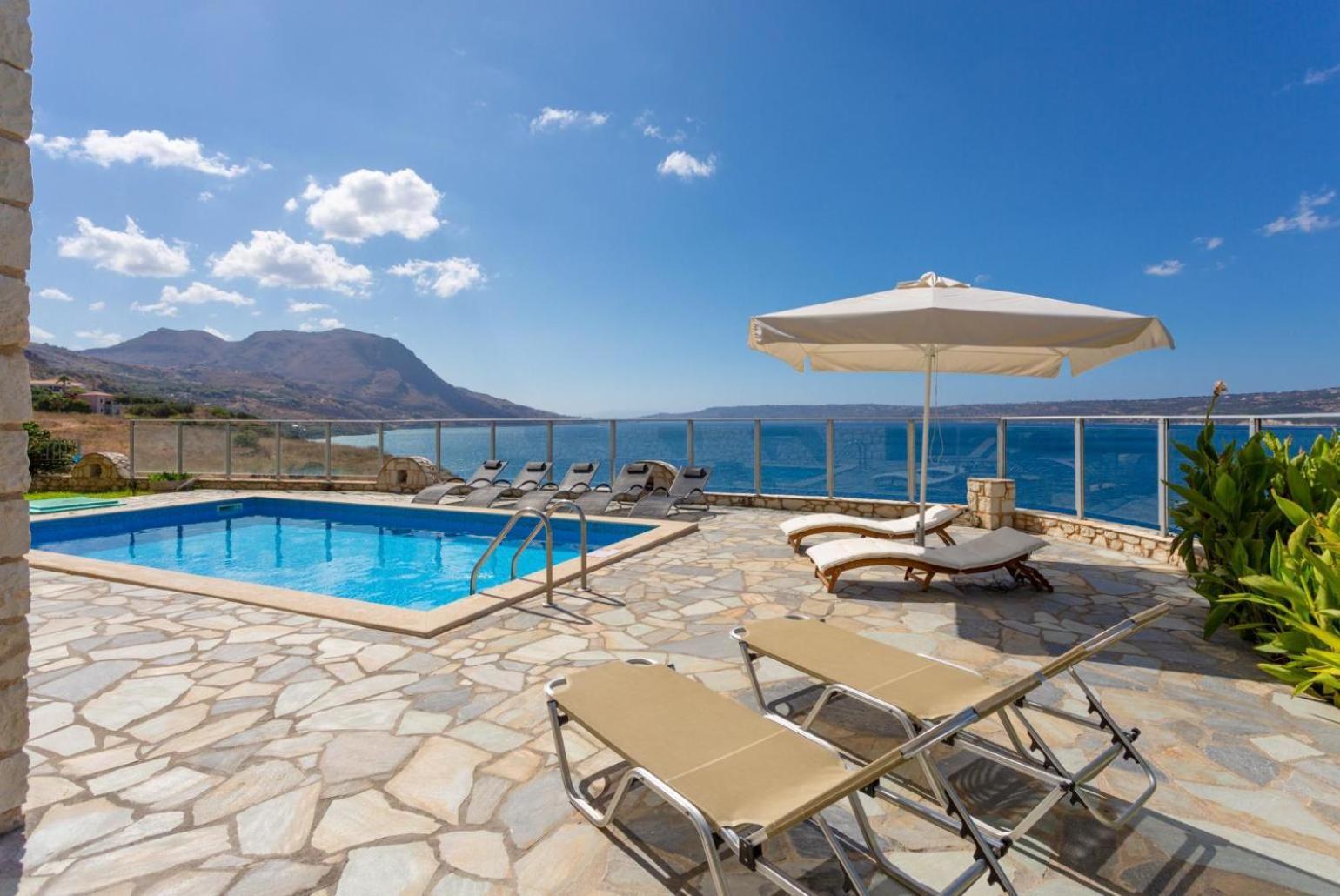 Souda Bay View Villa *