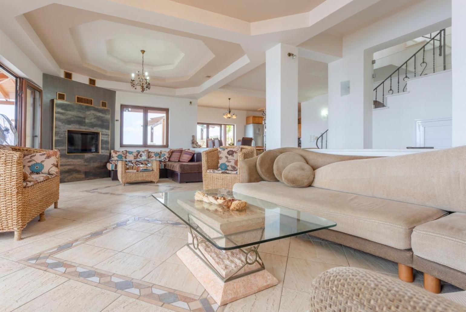 Villa Souda Bay View *